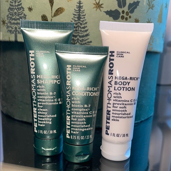 Peter Thomas Roth Other - Peter Thomas Roth Mega-Rich Travel Set